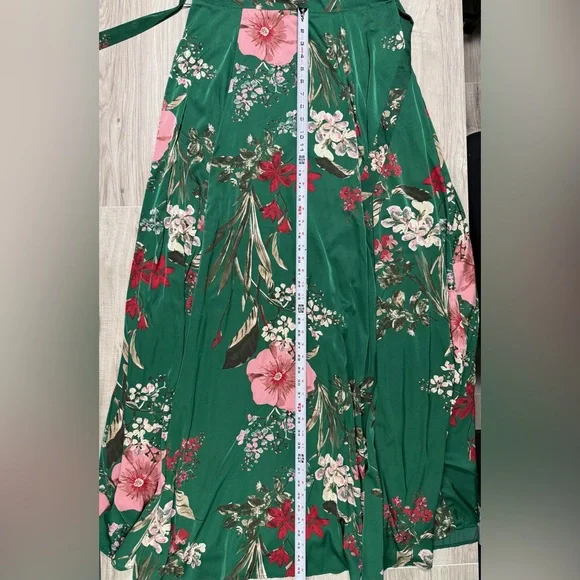 Lulu's Still the One Emerald Green Floral Print Satin Maxi Dress - Picture 13 of 16